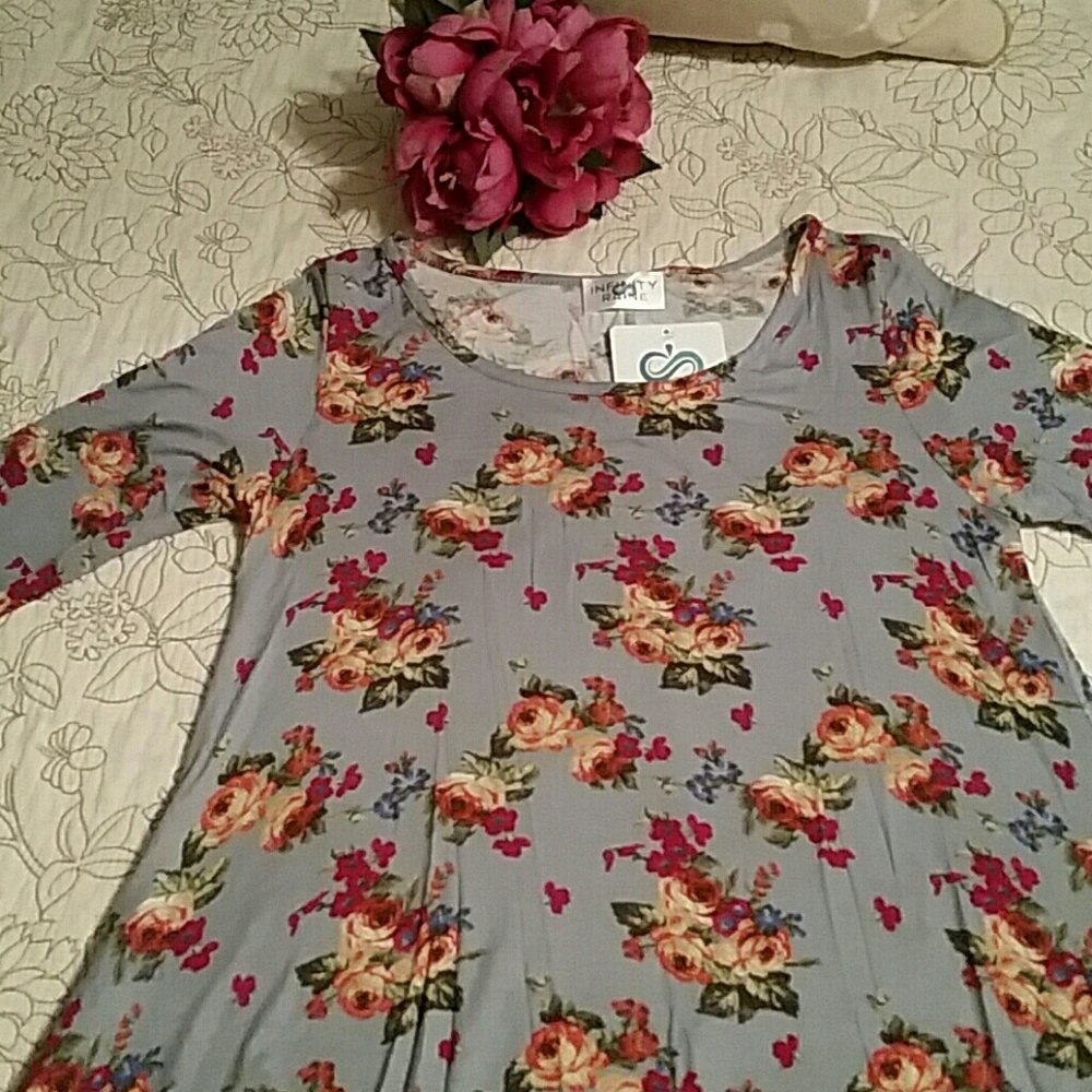 💜 LAST ONE !! Floral Print Tunic Dress💐 - Picture 3 of 3